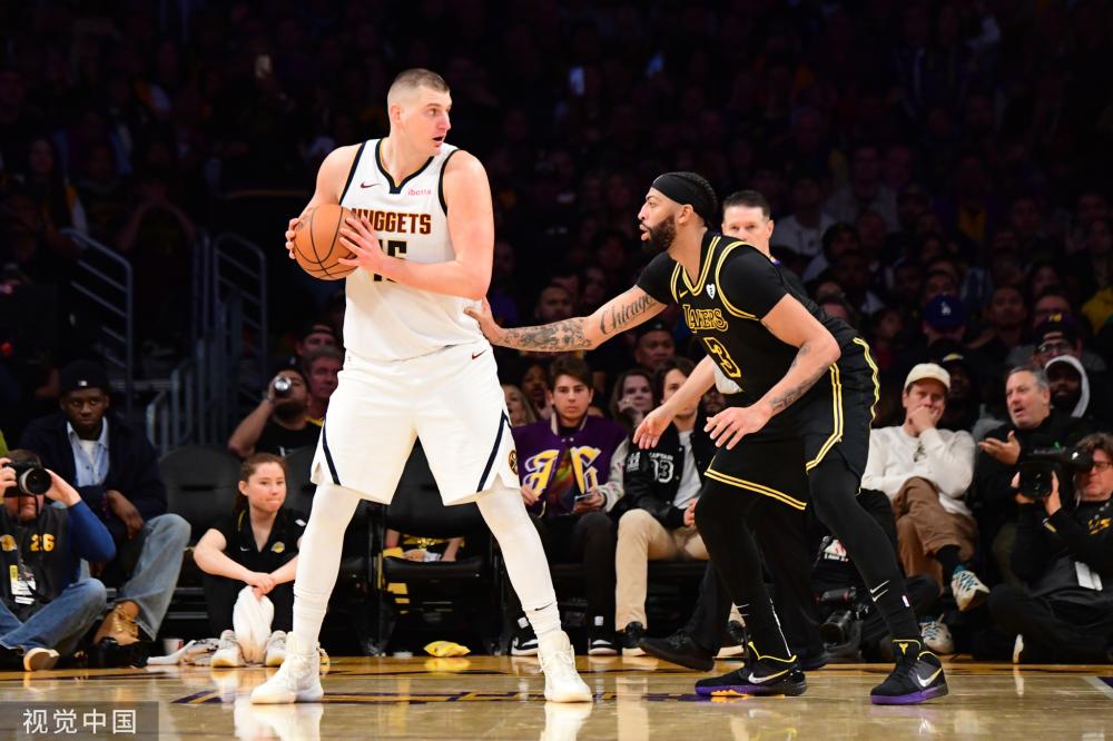 伦纳德又轮 伦纳德又轮